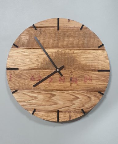 Wanduhr Designerstück aus Eiche Parkett  